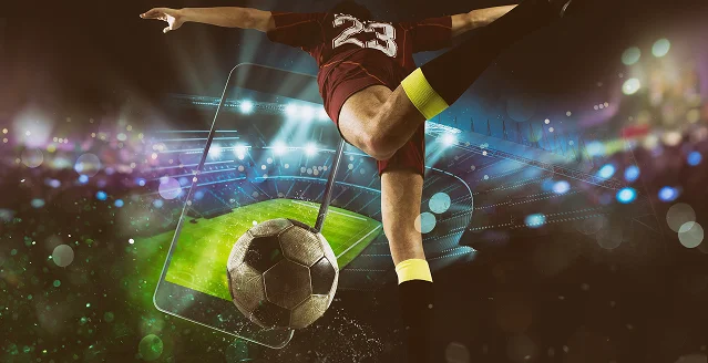 Jogador de futebol a realizar um potente remate com um fundo de estádio iluminado e efeitos dinâmicos de desporto